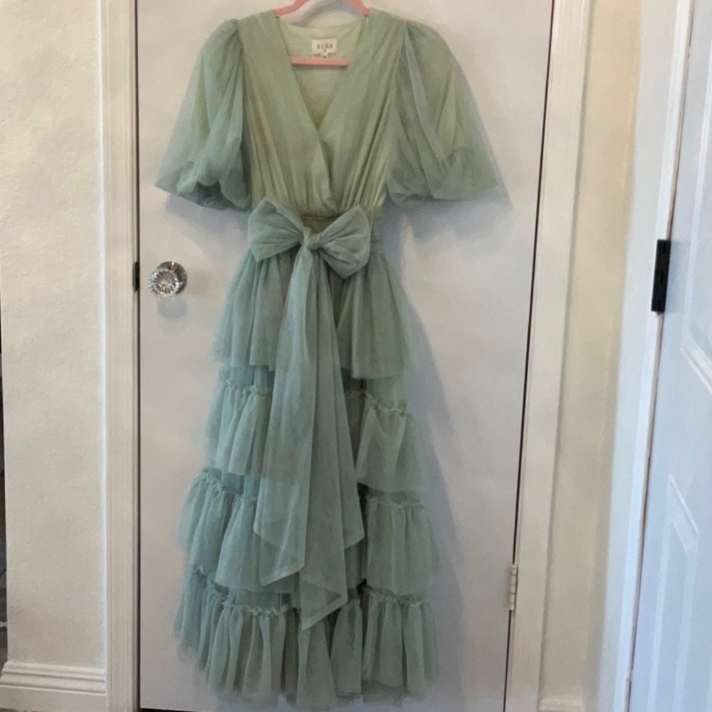 Ladies Sea Foam Tulle Ruffle Dress Size XS